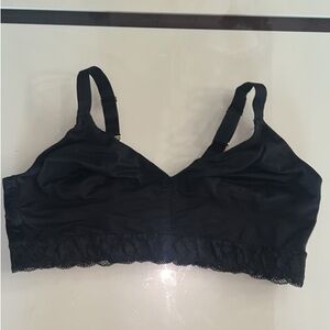 SOMA Wireless Black Lace Trim Bralette- Size XL